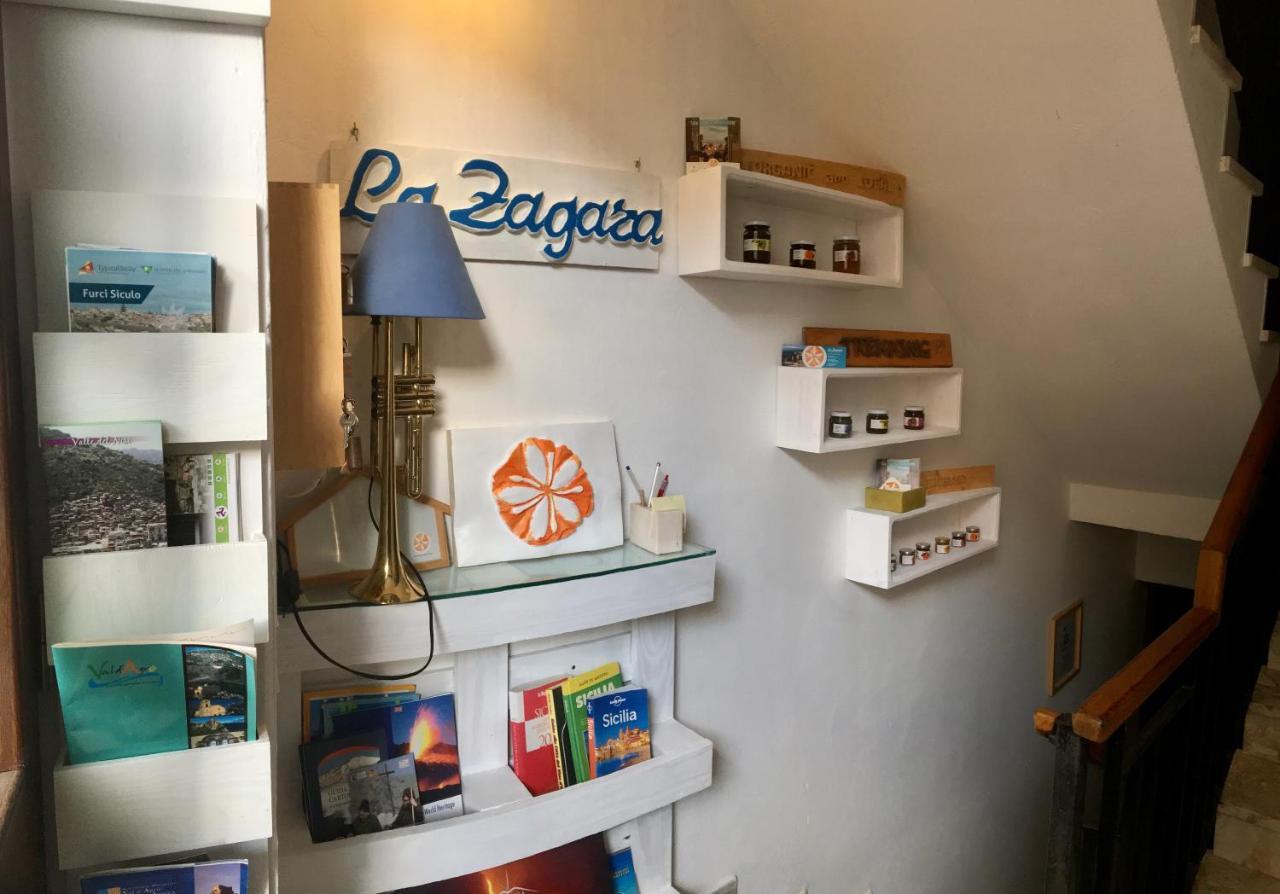 Bed and Breakfast La Zagara Furci Siculo Exterior foto